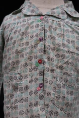 Long-sleeve floral children's shirt, close-up