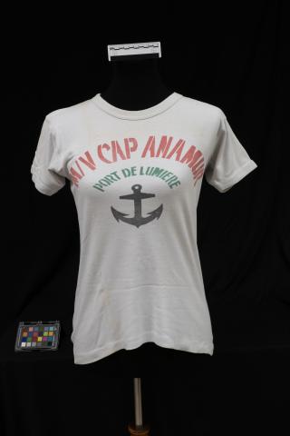 Cap Anamur shirt, color card and scale