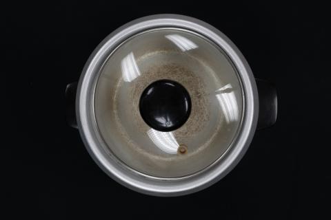 Rice cooker, top with lid